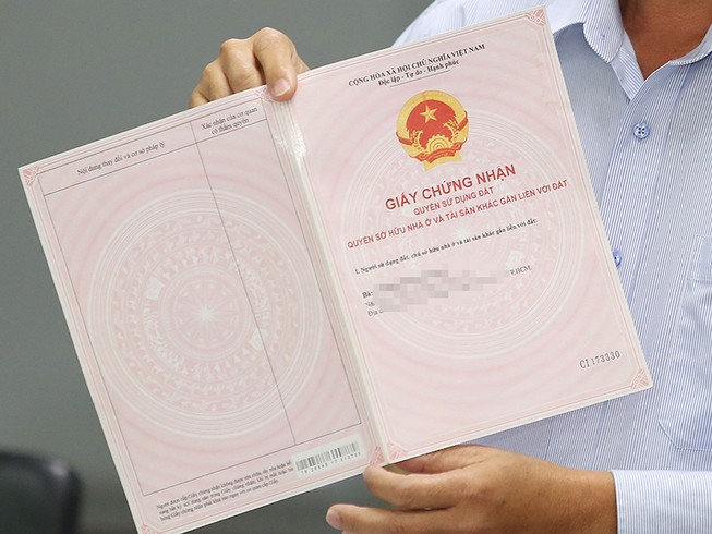Đề nghị công an vào ‘tận ổ’ triệt nạn giấy tờ giả