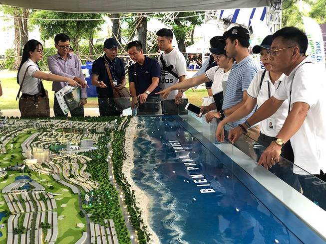 Gỡ vướng cho condotel: Mừng nhưng vẫn phải chờ