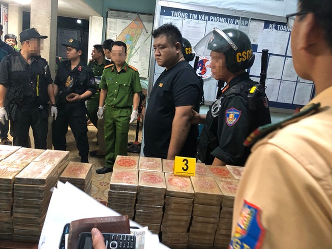 Những CSGT hăng hái bắt ma túy