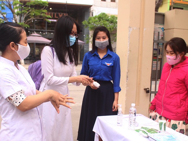 Đi học lại: Nên diễn tập phòng ngừa COVID-19 trước