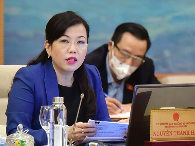 Tranh luận để hay cấm dịch vụ đòi nợ thuê