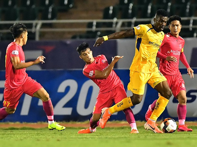 Không thể chơi V-League trong mùa dịch