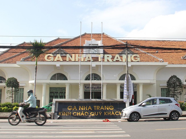 Tìm phương án cải tạo, di dời ga Nha Trang