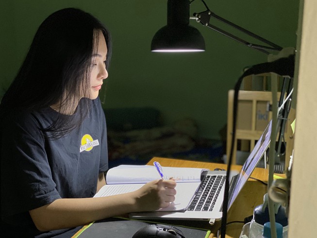 Băn khoăn công nhận kết quả học qua Internet