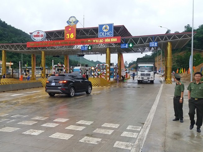 Dịch COVID-19: Ý kiến của bộ GTVT về giảm phí BOT