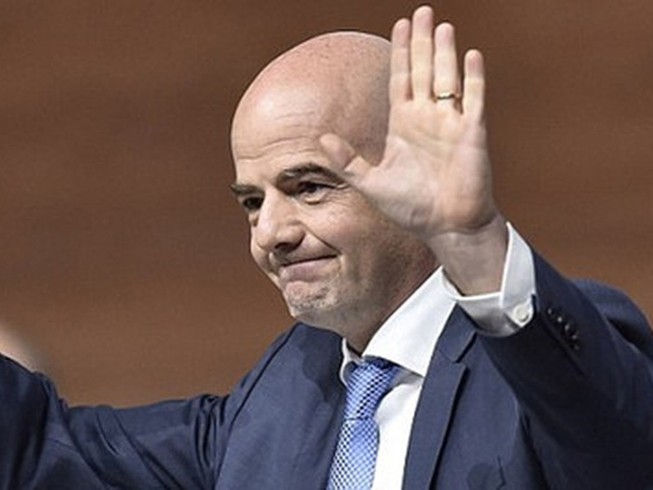 Khi Chủ tịch FIFA Gianni Infantino bị cáo buộc phạm pháp!
