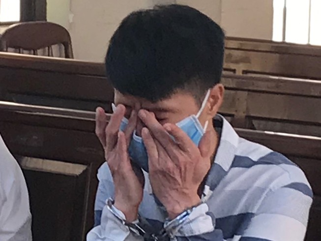 Phiên tòa đẫm nước mắt của hai anh em