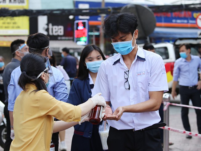 Nhiều phương án an toàn cho học sinh trở lại trường