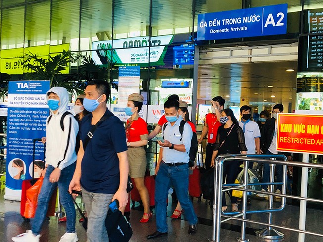 Hàng không trở lại với bầu trời
