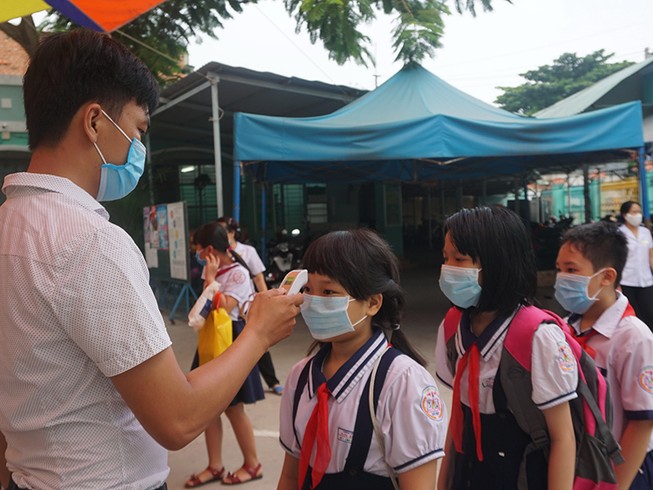 Trường học bỏ vách ngăn, học tập trung