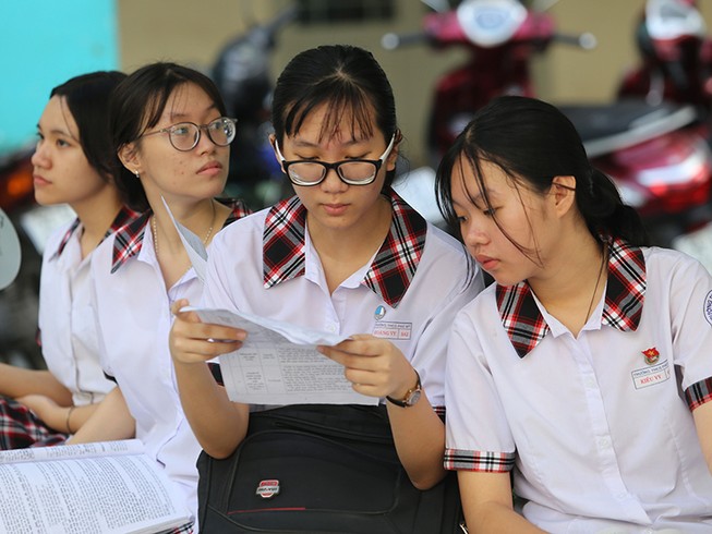 TP.HCM: Thi tuyển sinh lớp 10 ngày 16 và 17-7