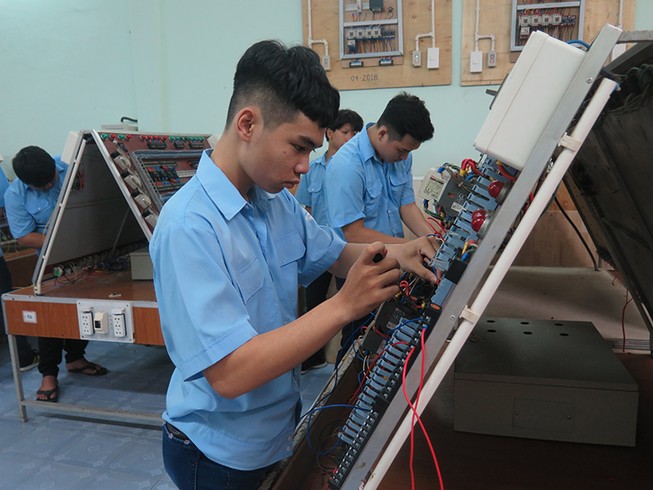 Trường nghề sốt vó lo thiếu nguồn tuyển