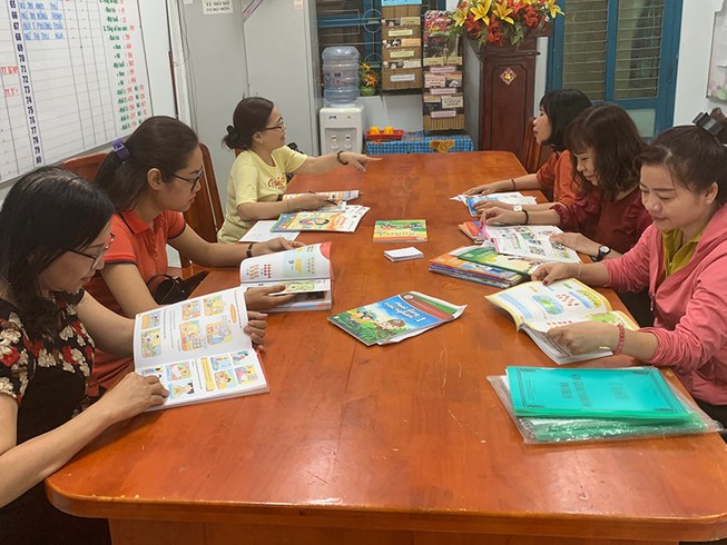 Trường học đã chọn xong sách giáo khoa lớp 1