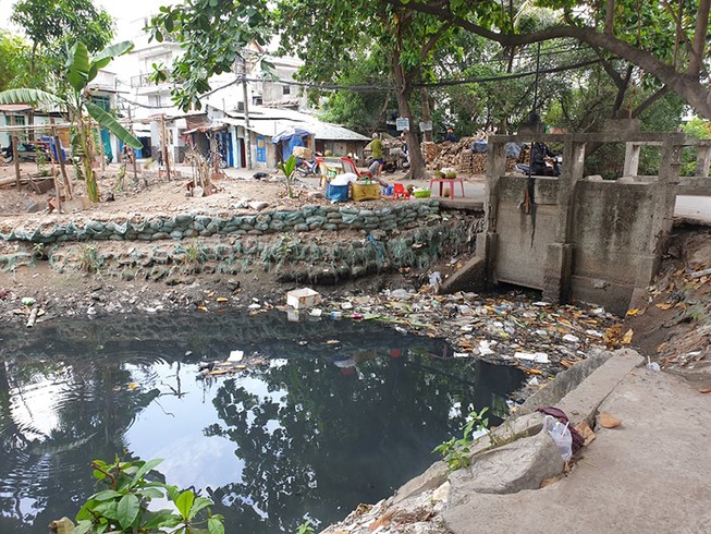 Mối lo kênh rạch tái ô nhiễm