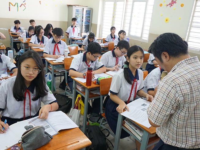 Tuyển sinh 10: Các trường tốp đầu tăng tỉ lệ chọi