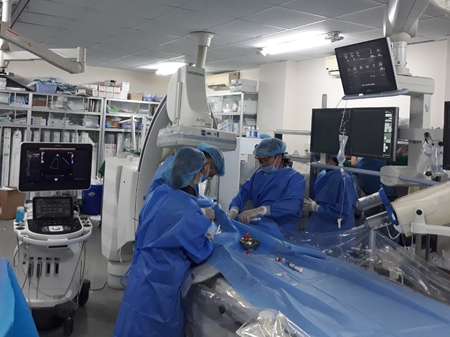 Điều trị thành công 16 ca bệnh tim bẩm sinh