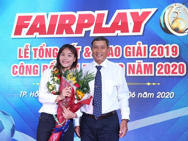 Chuyện bố Chung và trò cưng Chương Thị Kiều