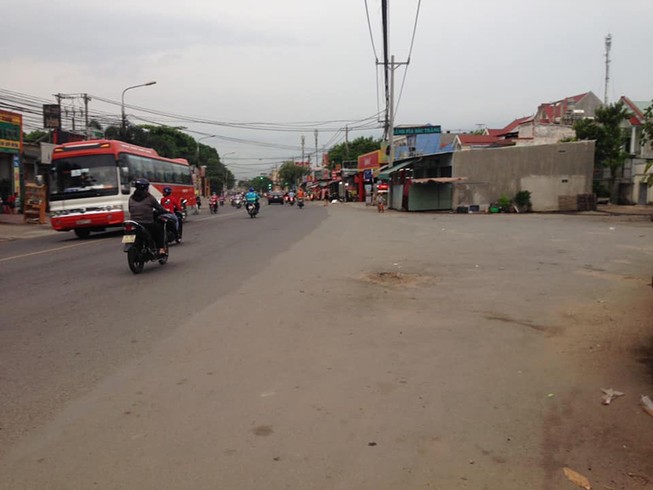 Trụ điện nguy hiểm đã được di dời