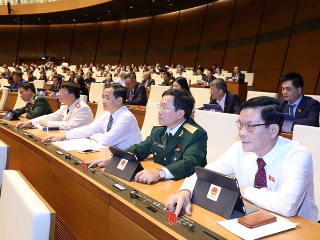 Chủ tịch Quốc hội: Chủ động vượt qua khó khăn