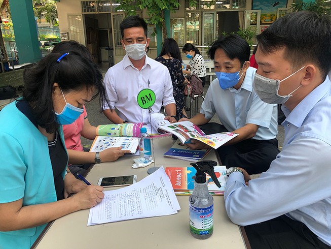 TP.HCM: Công khai, minh bạch trong chọn lựa sách giáo khoa
