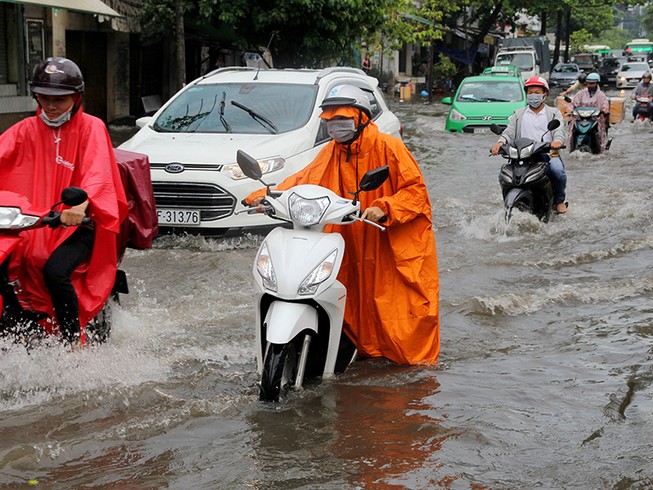 Mở rộng quy hoạch thoát nước, TP.HCM sẽ hết ngập?