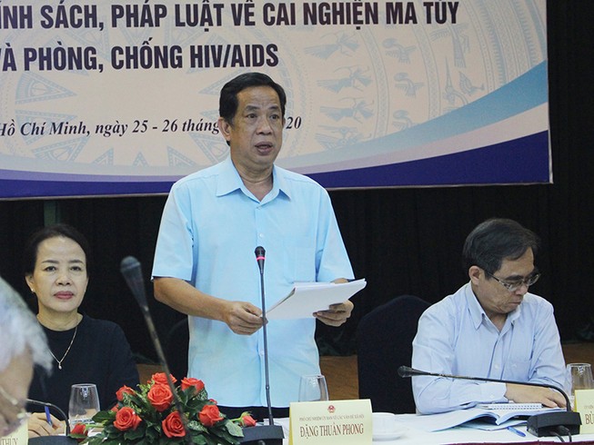 Băn khoăn chuyện cai nghiện tại cộng đồng