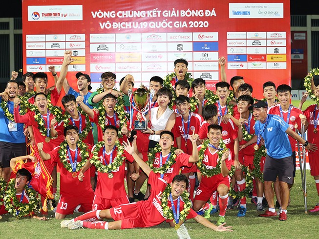 Đánh bại HA Gia Lai, U-19 PVF lần thứ hai lên ngôi