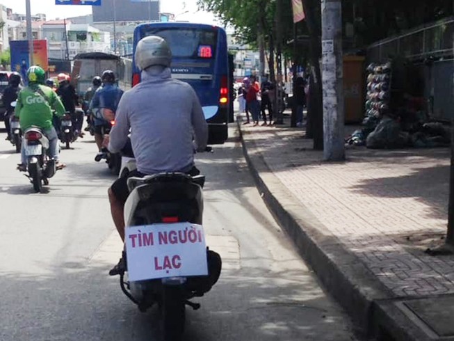 Biển số ‘Tìm người lạc’