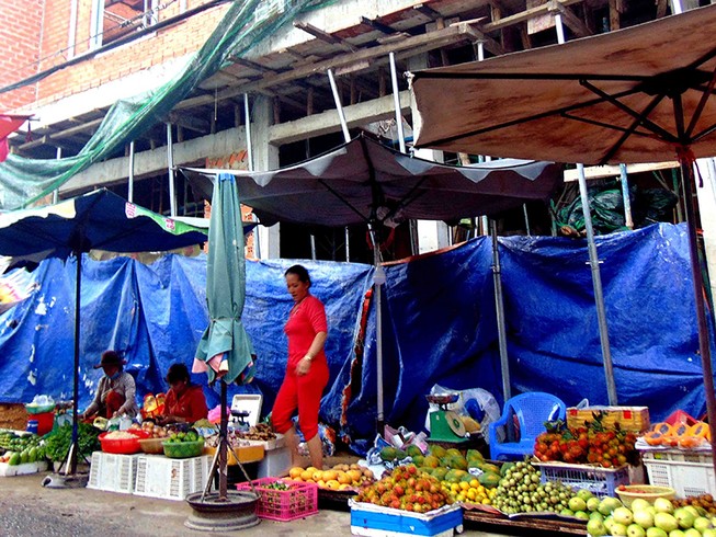 Chậm giải quyết vụ bị làm khó khi xây nhà