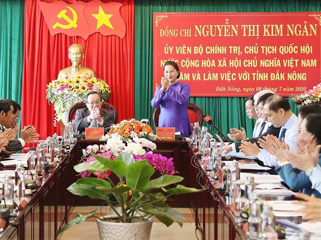 Chủ tịch Quốc hội làm việc với cán bộ chủ chốt tỉnh Đắk Nông