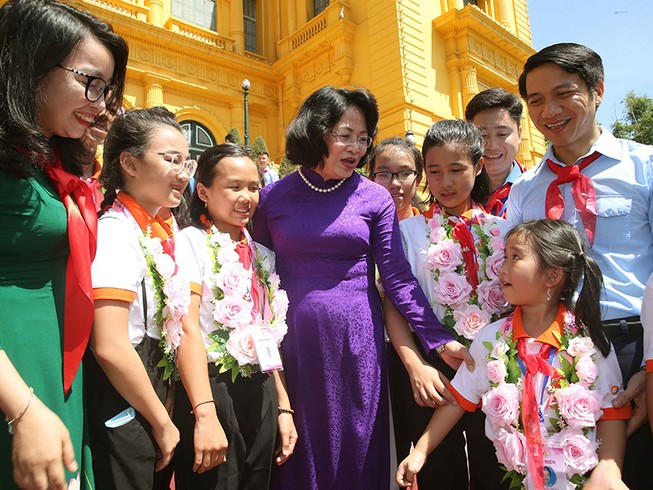 Phó Chủ tịch nước: Cháu ngoan Bác Hồ phải dám ước mơ, sáng tạo