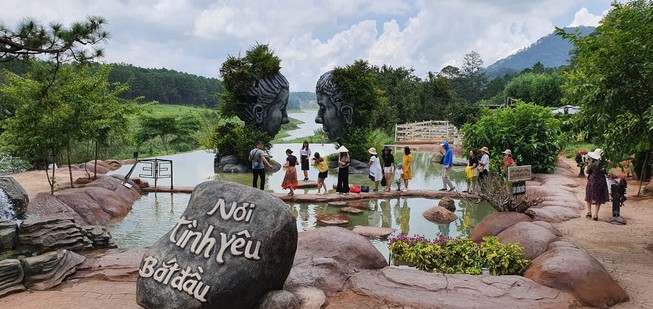 Vì sao giá tour du lịch tăng trở lại?