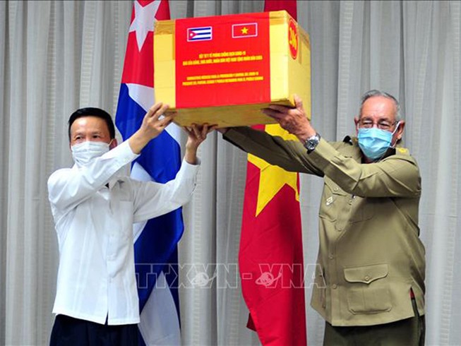 VN và Cuba tôn vinh hợp tác, hữu nghị trong chống COVID-19
