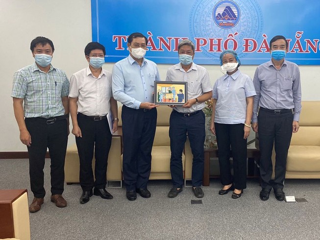 21 ngày cân não trong tâm dịch COVID-19