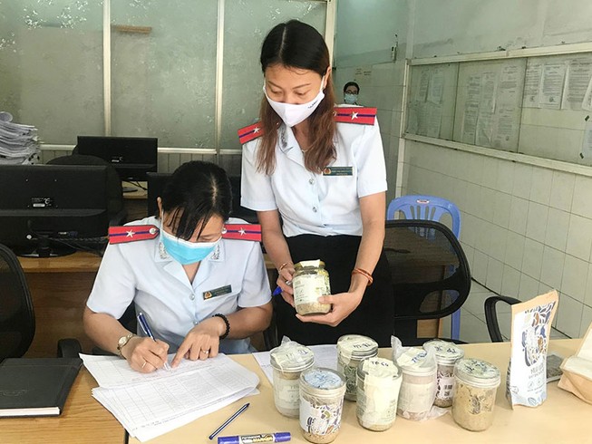 Vụ pate Minh Chay: ‘Tính mạng người dân là quan trọng nhất’