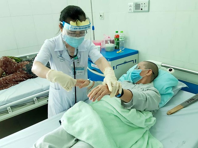Đề nghị pate Minh Chay hỗ trợ tiền điều trị