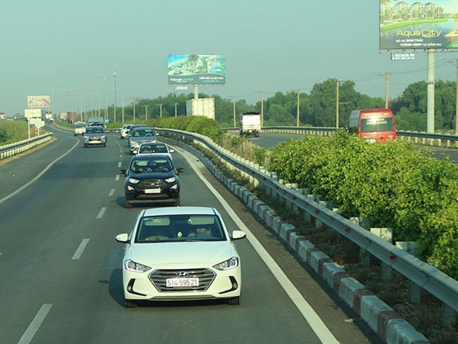 Cân nhắc việc tách đôi Luật Giao thông đường bộ
