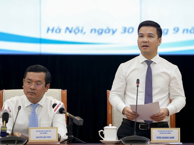 Bộ GD&ĐT: Chương trình học mới không nặng như phản ánh