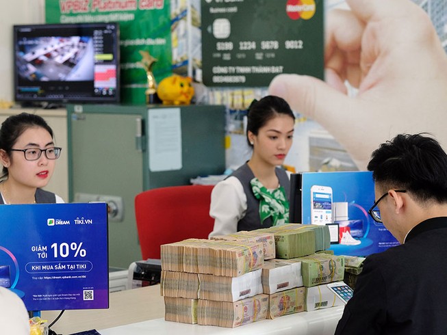 Nhà kinh doanh khát vốn, ngân hàng thừa tiền