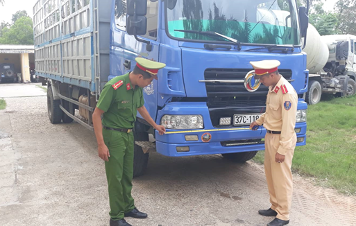 Sau 10 ngày, công an xác định xe tải tông 3 người rồi bỏ trốn