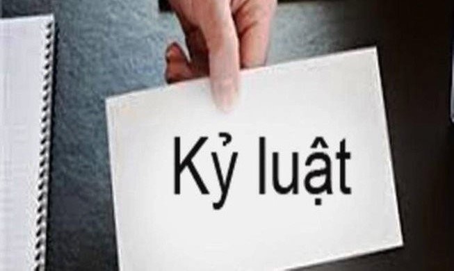 Chủ tịch, phó chủ tịch huyện Trà Bồng bị khiển trách