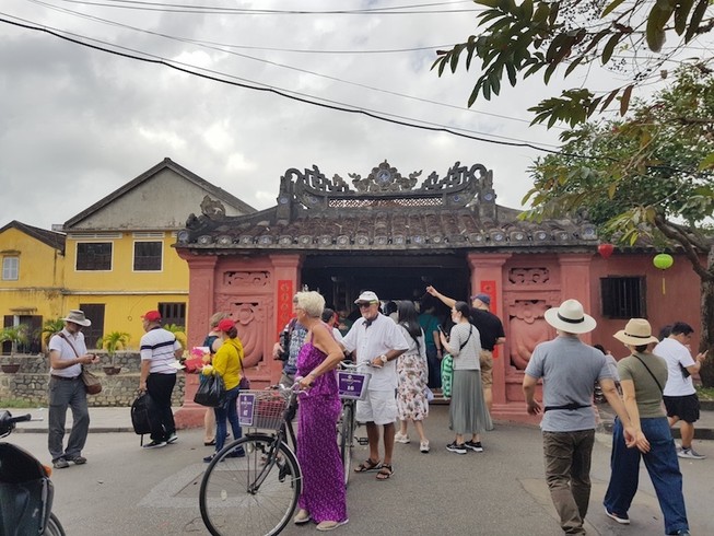 Phố cổ Hội An dừng bán vé tham quan vì dịch COVID-19