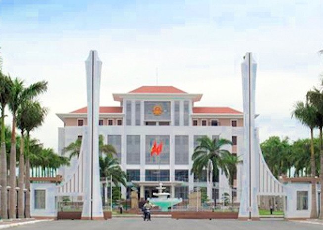 100% cán bộ, công chức Quảng Nam đi làm lại từ 23-4
