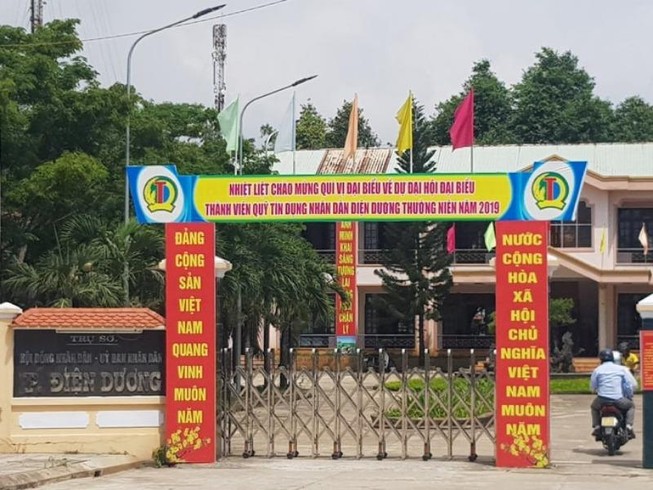 Tổ chức kiểm điểm các cán bộ phường đi ăn cưới giữa mùa dịch