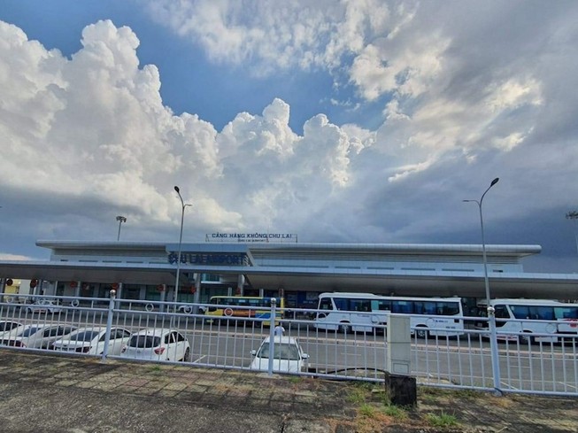 Quảng Nam đề nghị tạm giảm tối đa hoặc dừng các chuyến bay đi - đến sân bay Chu Lai. Ảnh: TN