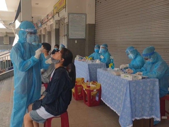 Quảng Nam: 2 bà cháu nhiễm COVID-19 là F1 của ông nội