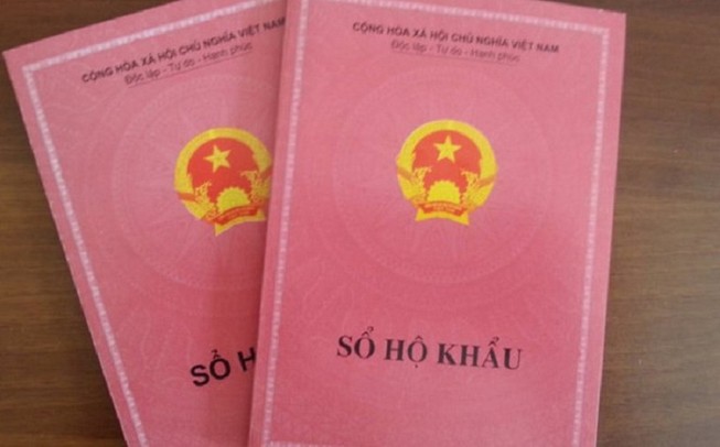 Con khai sinh ở quê, có được nhập khẩu cùng bố, mẹ?