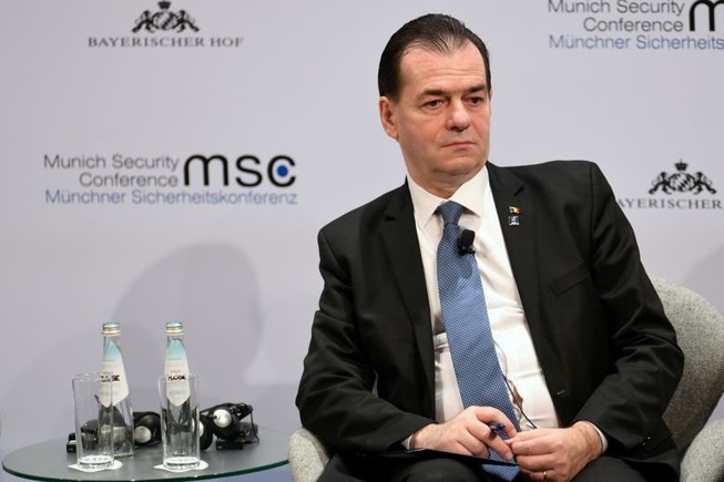 Thủ tướng Romania tự cách ly vì tiếp xúc nghị sĩ bị COVID-19