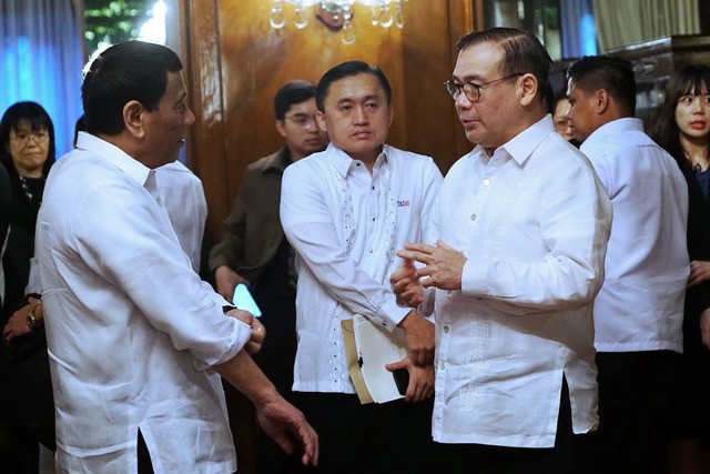 Philippines: Hoãn hủy thỏa thuận với Mỹ là vì Biển Đông