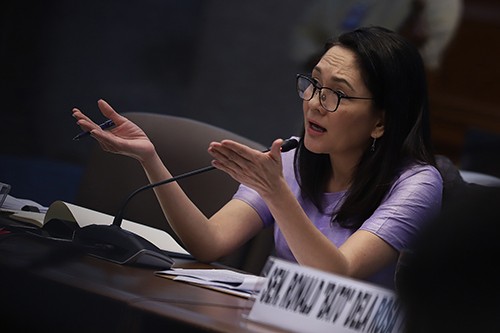 Tàu cá Philippines bị tàu Trung Quốc tông: Nghị sĩ lên tiếng